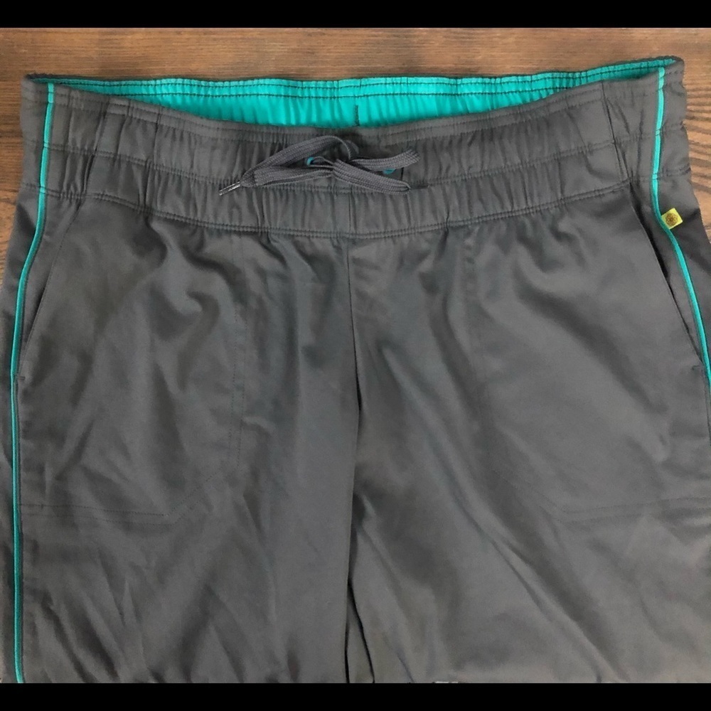🎄 Life sport Capri tie waist and legs grey SZ M